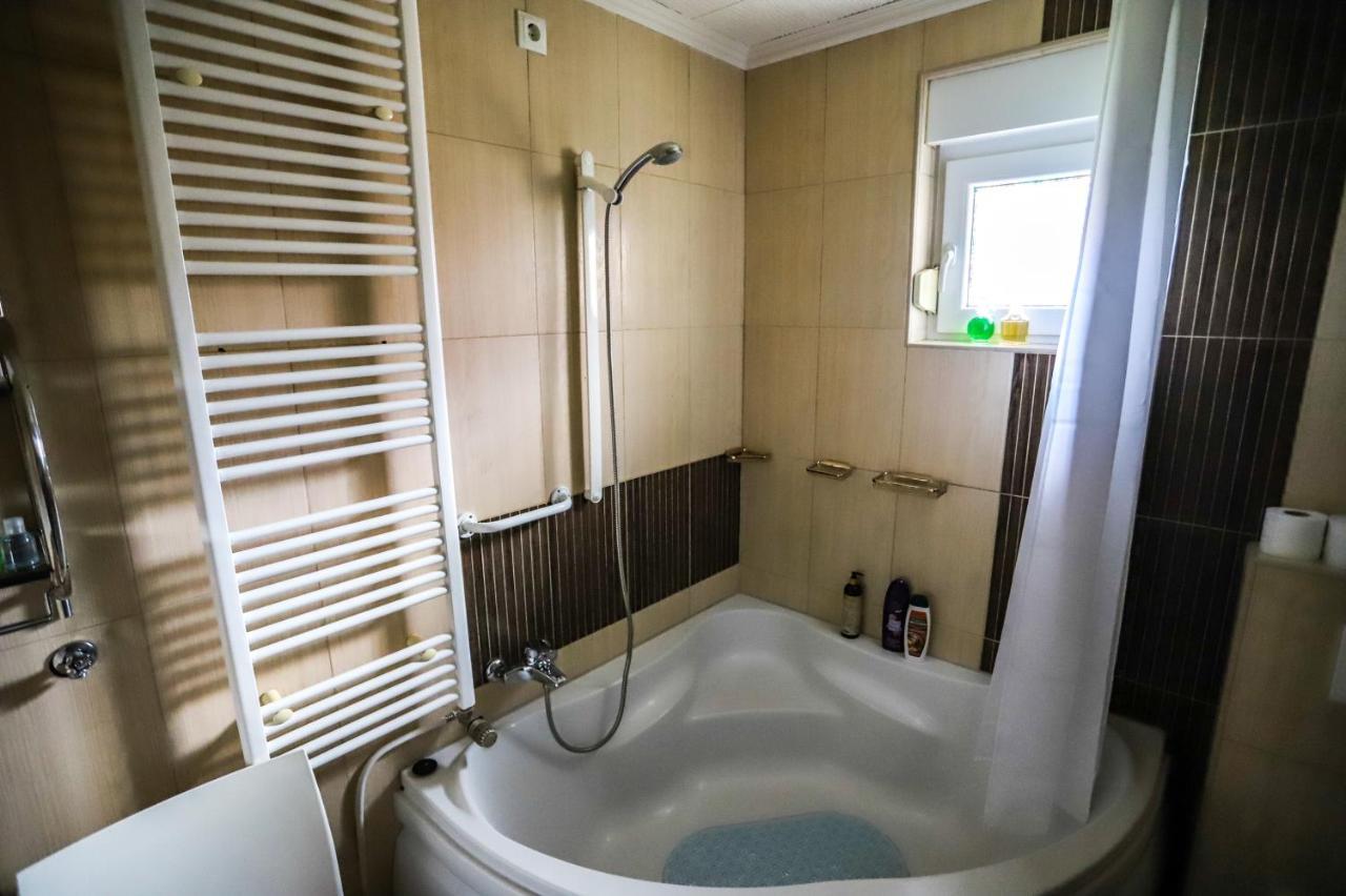 Apartman Veronika Ðakovo Екстериор снимка